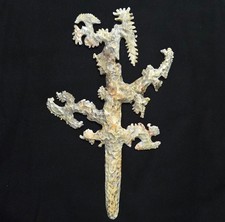 Listing image for 1:1 Museum Replica Mesoamerican Mayan Artifact Eccentric Knapped Flint Chert (A)
